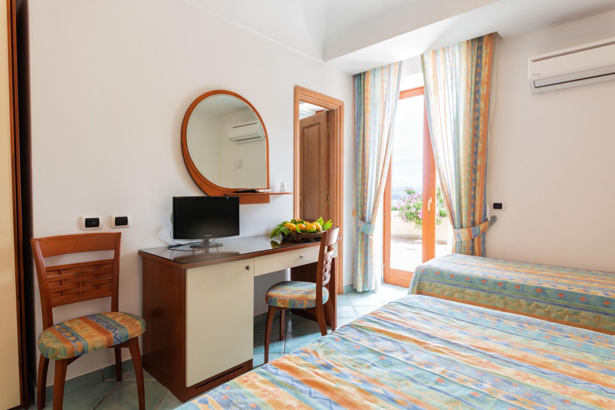 La Capannina - Hotel & Apartments 이스키아 외부 사진